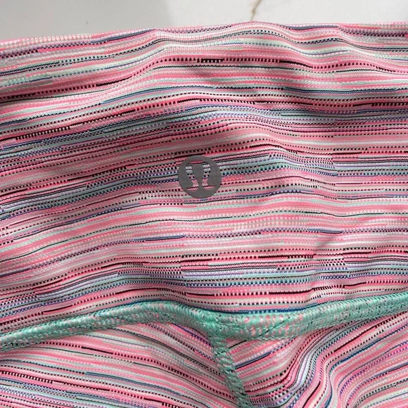 lululemon Wunder Under Crop III leggings sz 6 - Picture 5 of 6